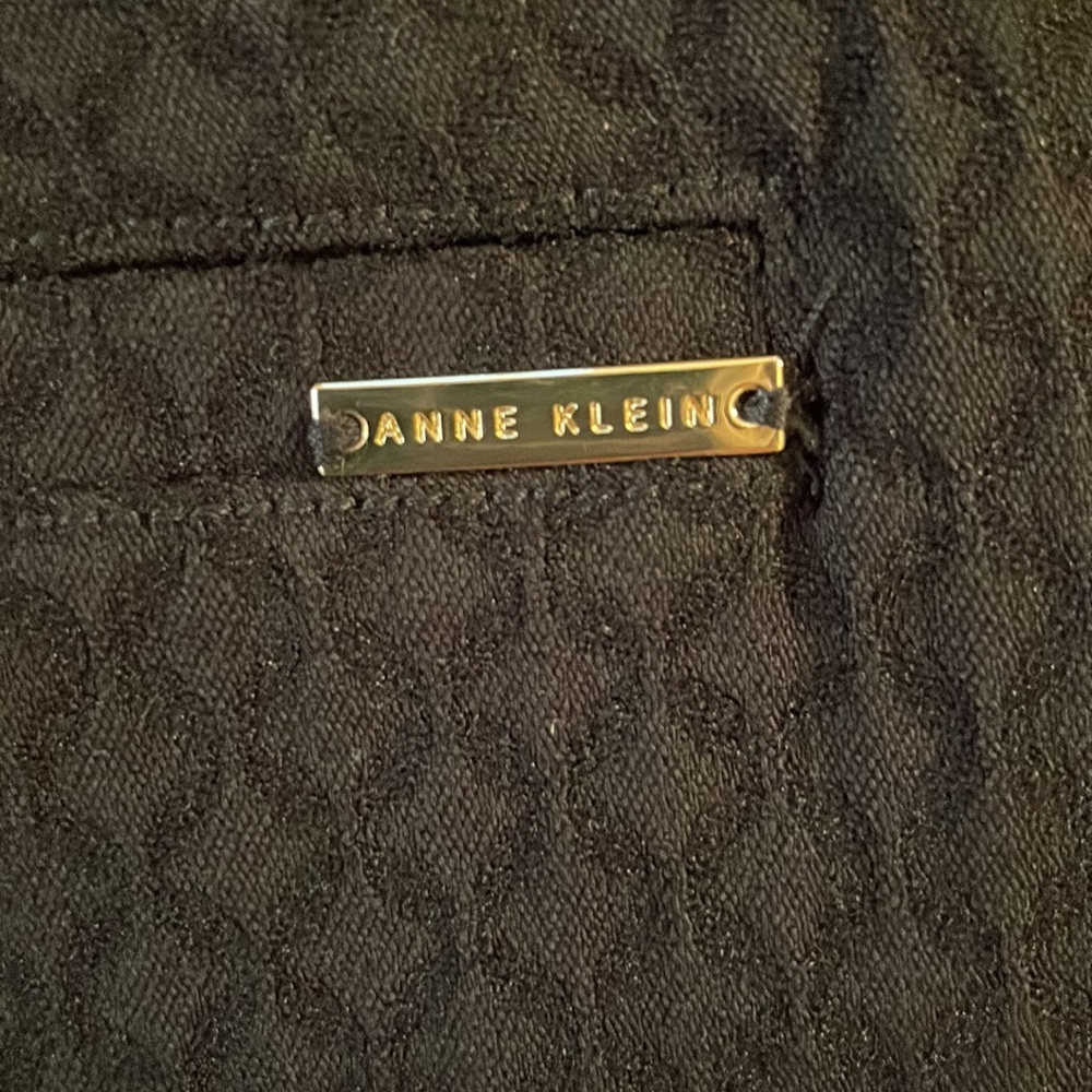 Textured black pants - Picture 3 of 6